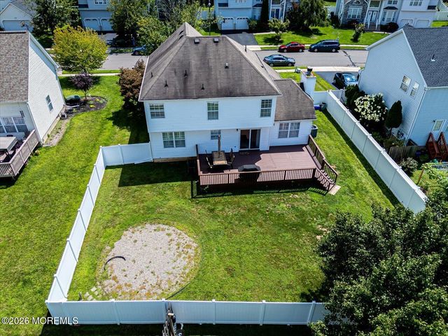 26 Brittany Way, Kendall Park, NJ 08824