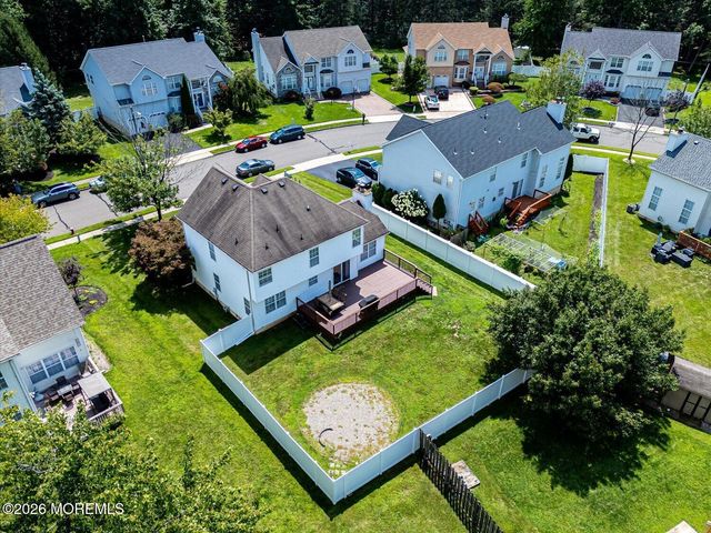 26 Brittany Way, Kendall Park, NJ 08824