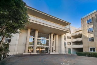 4949 Genesta Avenue 308, Encino, CA 91316