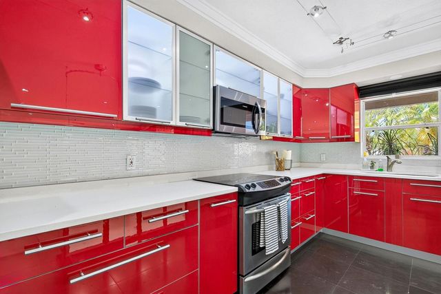 4147 AUGUSTINE AVENUE, Sarasota, FL 34231