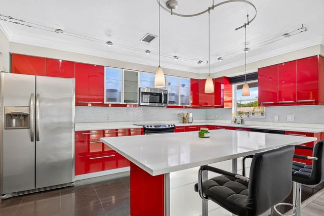 4147 AUGUSTINE AVENUE, Sarasota, FL 34231