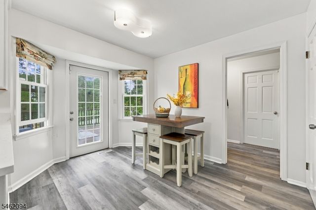 2 Timberline Dr, Bridgewater Twp., NJ 08807