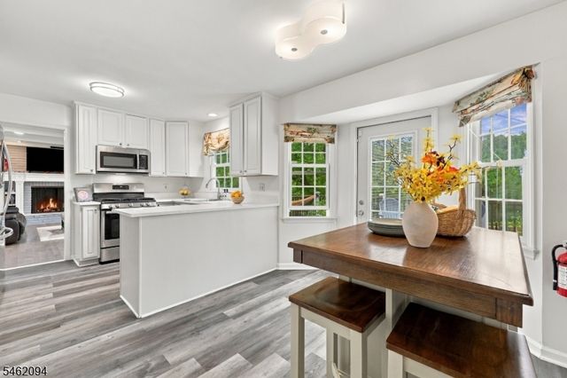 2 Timberline Dr, Bridgewater Twp., NJ 08807
