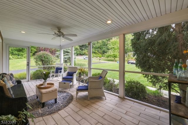 2 Timberline Dr, Bridgewater Twp., NJ 08807