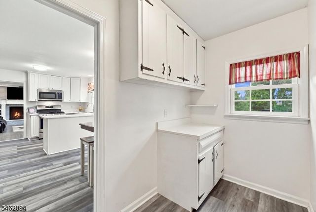 2 Timberline Dr, Bridgewater Twp., NJ 08807