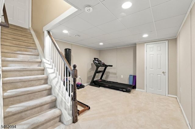 2 Timberline Dr, Bridgewater Twp., NJ 08807