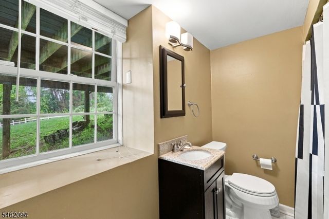2 Timberline Dr, Bridgewater Twp., NJ 08807