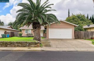 1878 Southwood Dr, Vacaville, CA 95687
