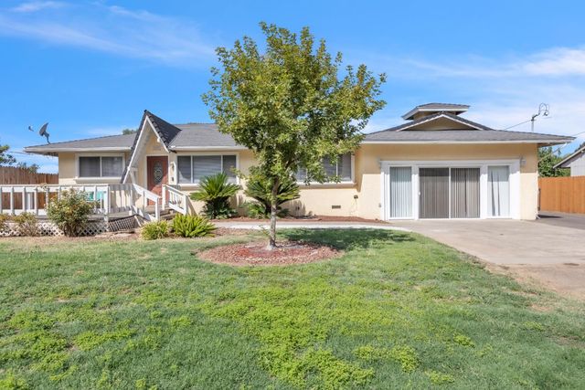 5435 Dry Creek Rd, Sacramento, CA 95838