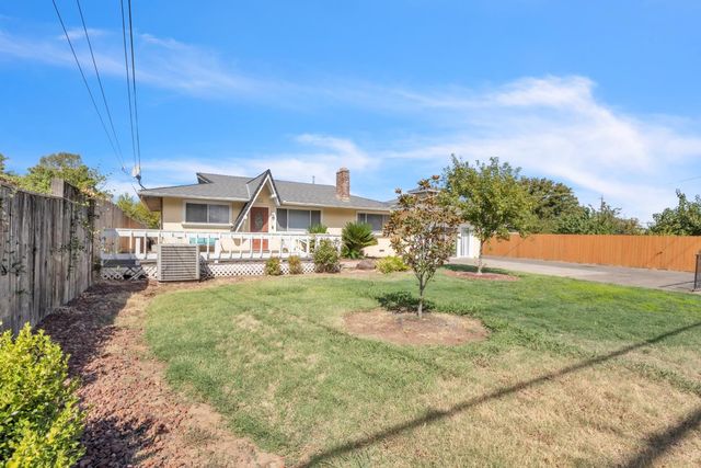 5435 Dry Creek Rd, Sacramento, CA 95838