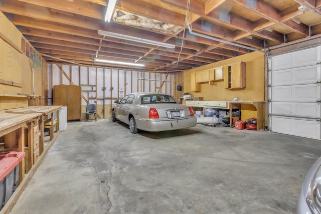 5435 Dry Creek Rd, Sacramento, CA 95838