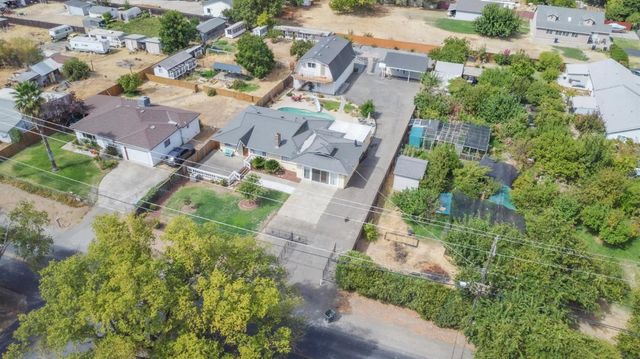 5435 Dry Creek Rd, Sacramento, CA 95838