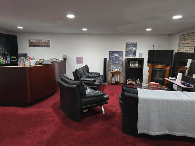 4940 W North Avenue, Chicago, IL 60639