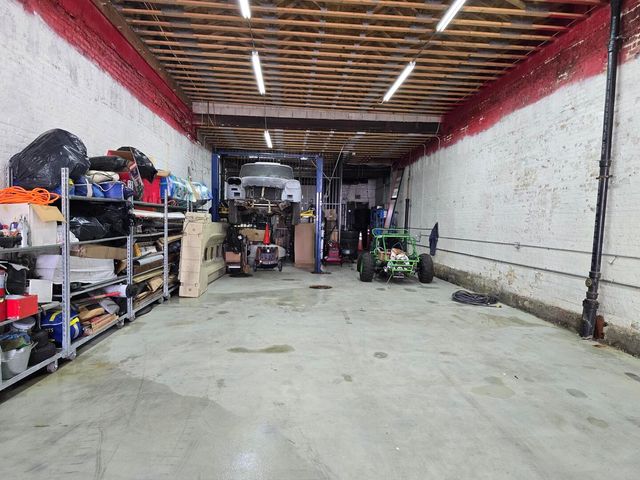 4940 W North Avenue, Chicago, IL 60639