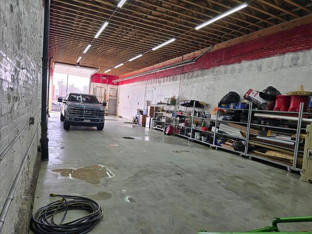 4940 W North Avenue, Chicago, IL 60639