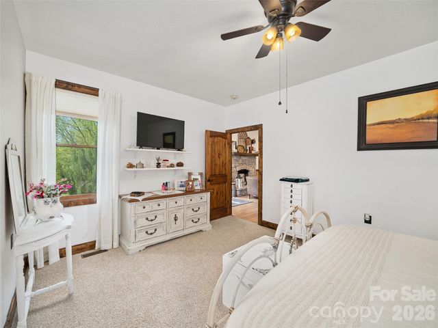 101 Waterwheel Drive, Green Mountain, NC 28740