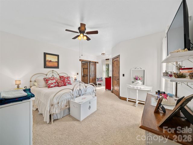 101 Waterwheel Drive, Green Mountain, NC 28740