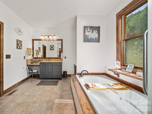 101 Waterwheel Drive, Green Mountain, NC 28740