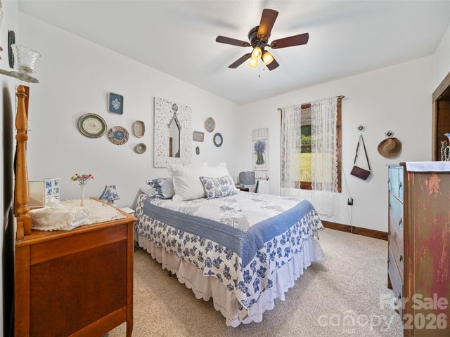 101 Waterwheel Drive, Green Mountain, NC 28740