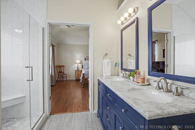 11701 S Forest Court, Jenks, OK 74037