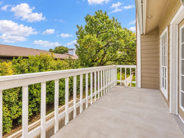 8600 Coppertowne Lane 1707, Dallas, TX 75243