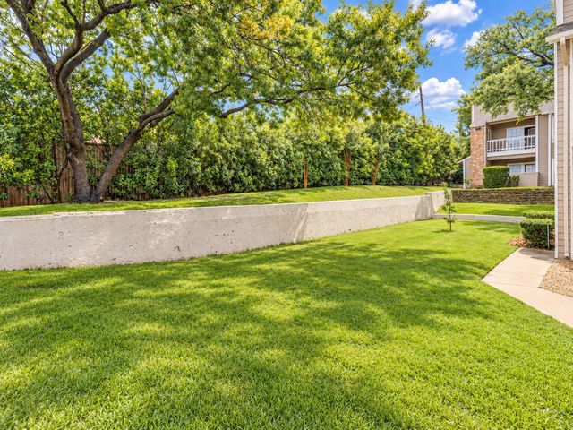 8600 Coppertowne Lane 1707, Dallas, TX 75243