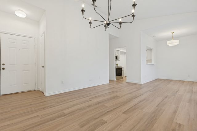 8600 Coppertowne Lane 1707, Dallas, TX 75243