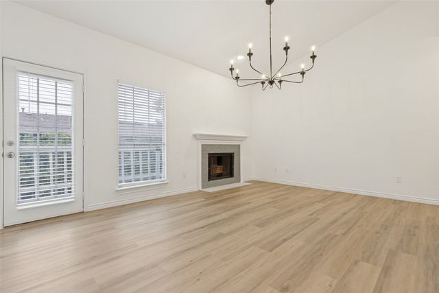 8600 Coppertowne Lane 1707, Dallas, TX 75243