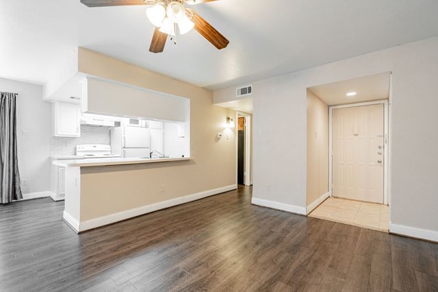 4456 Chaha Road 206, Garland, TX 75043