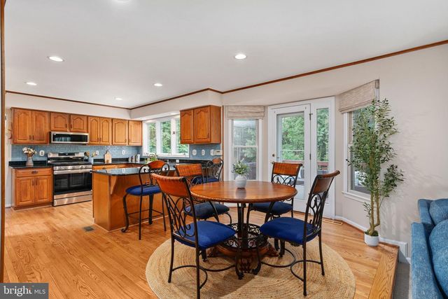100 BOSCOBEL RD, Fredericksburg, VA 22405