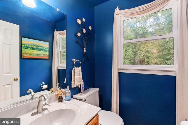 100 BOSCOBEL RD, Fredericksburg, VA 22405
