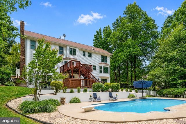 100 BOSCOBEL RD, Fredericksburg, VA 22405