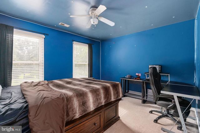 100 BOSCOBEL RD, Fredericksburg, VA 22405