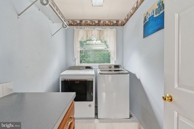 100 BOSCOBEL RD, Fredericksburg, VA 22405
