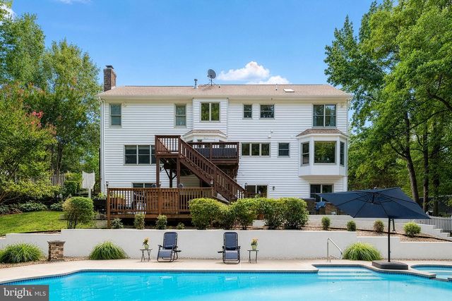 100 BOSCOBEL RD, Fredericksburg, VA 22405