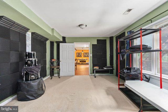 100 BOSCOBEL RD, Fredericksburg, VA 22405