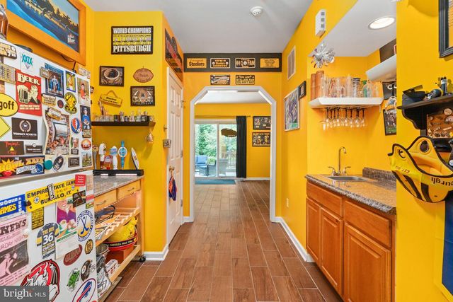 100 BOSCOBEL RD, Fredericksburg, VA 22405