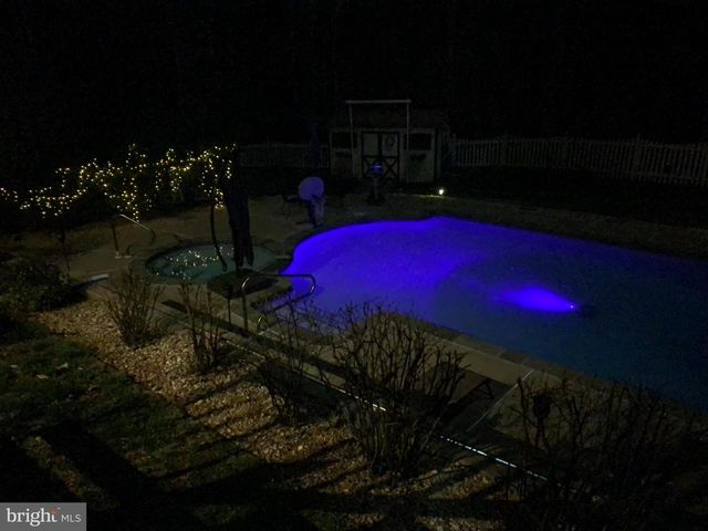 100 BOSCOBEL RD, Fredericksburg, VA 22405