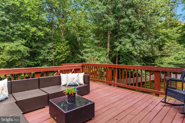 100 BOSCOBEL RD, Fredericksburg, VA 22405