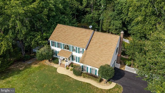 100 BOSCOBEL RD, Fredericksburg, VA 22405
