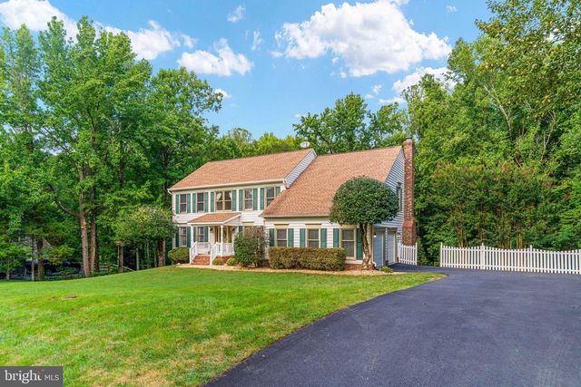 100 BOSCOBEL RD, Fredericksburg, VA 22405