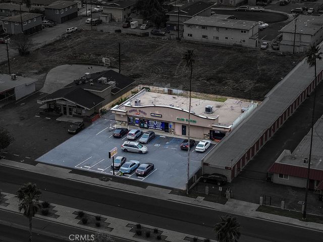 405 Iowa Avenue, Riverside, CA 92507