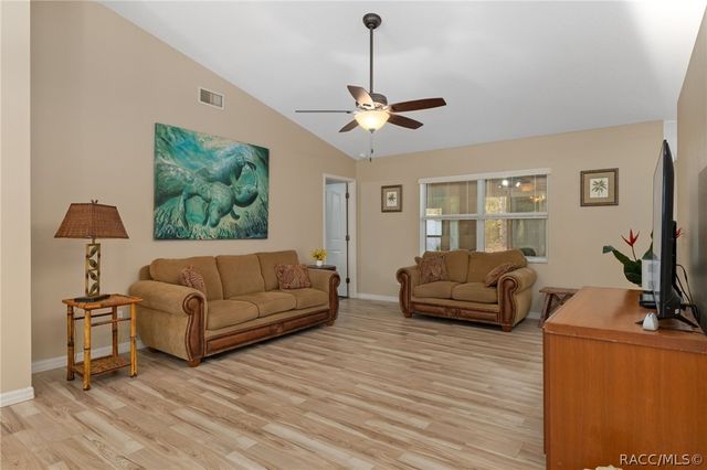 3212 W Camilo Drive, Citrus Springs, FL 34466