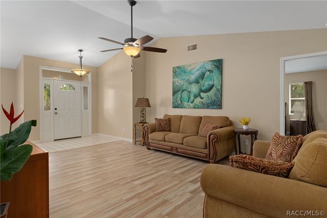 3212 W Camilo Drive, Citrus Springs, FL 34466