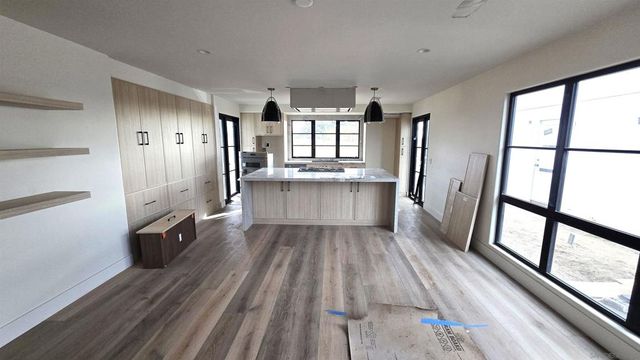 227 Hill Dr, Vista, CA 92083