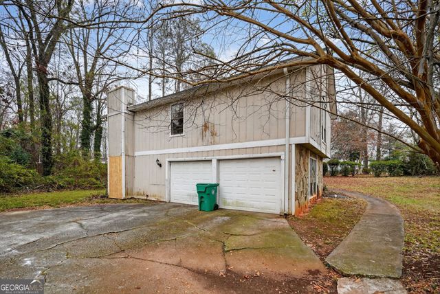 1039 Nimblewood Way, Stone Mountain, GA 30088