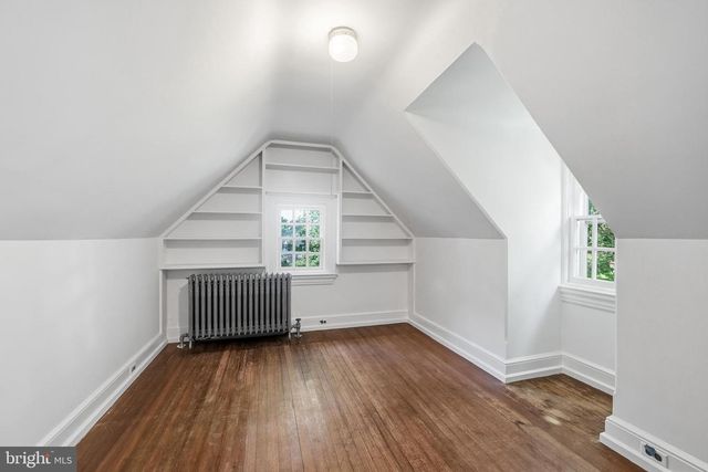 443 SAINT DAVIDS AVE, Wayne, PA 19087