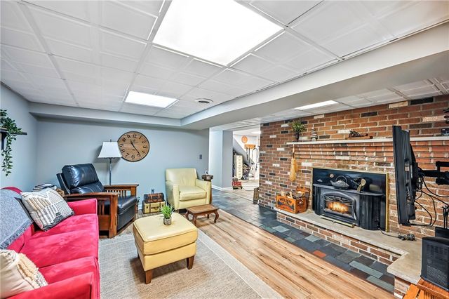 78 Folk Rd, Delaware Twp, PA 16124