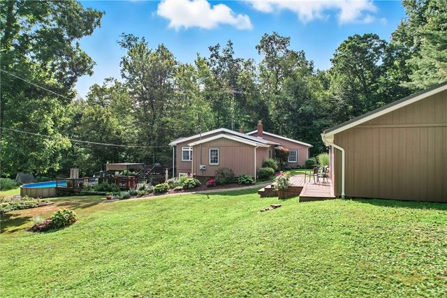 78 Folk Rd, Delaware Twp, PA 16124