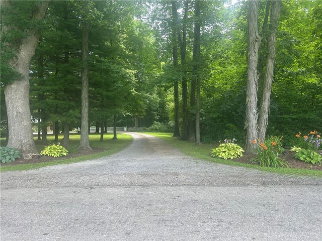 78 Folk Rd, Delaware Twp, PA 16124